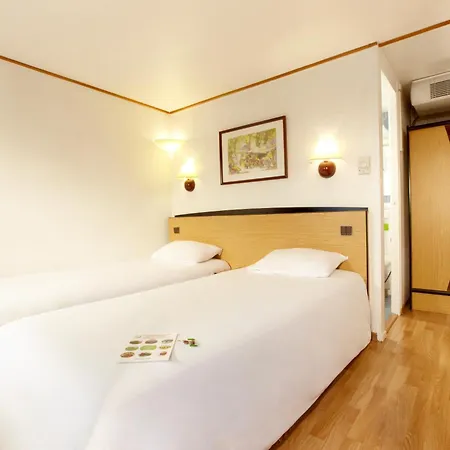 Campanile Grenoble Nord - Moirans-voreppe Hotel